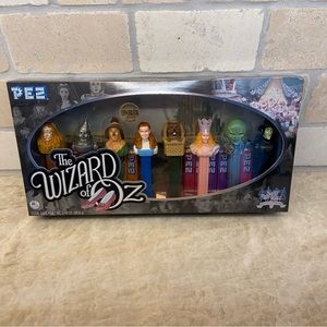 SOLD The Wizard of Oz Pez Set